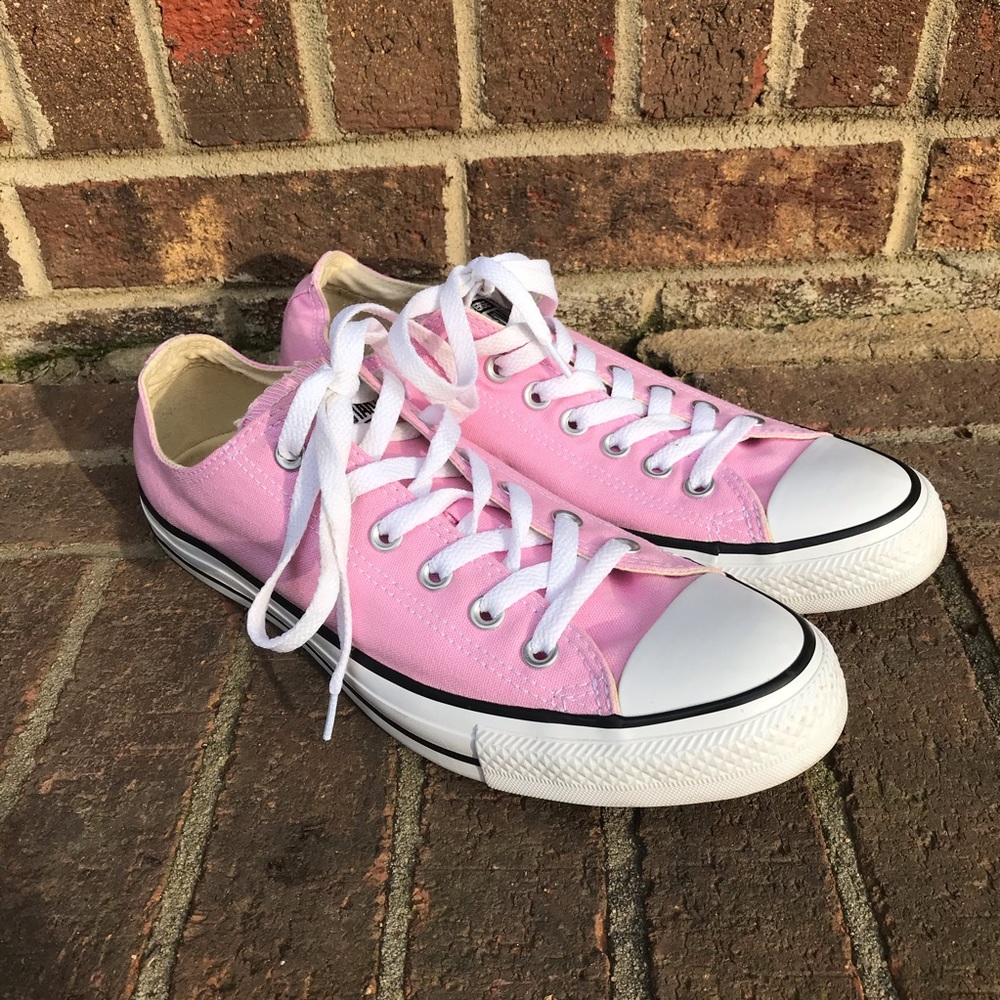 Converse Light Pink Sneakers Men’s 8.5 Womens 10.5
